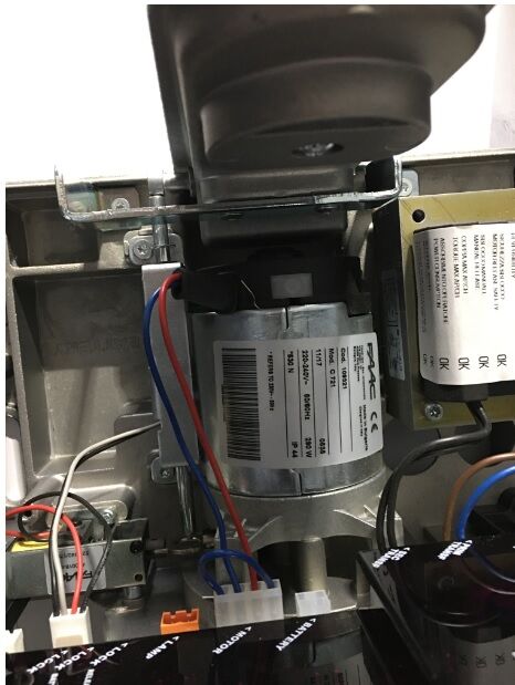 vista superior de motor corredera FAAC C721