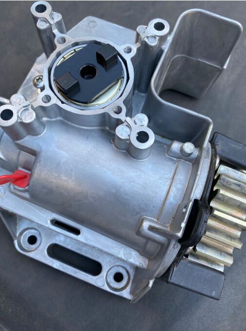 vista superior motor corredera CENTURION D10 y D10 TURBO